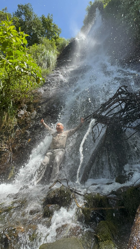 Riachuelo en el sendero